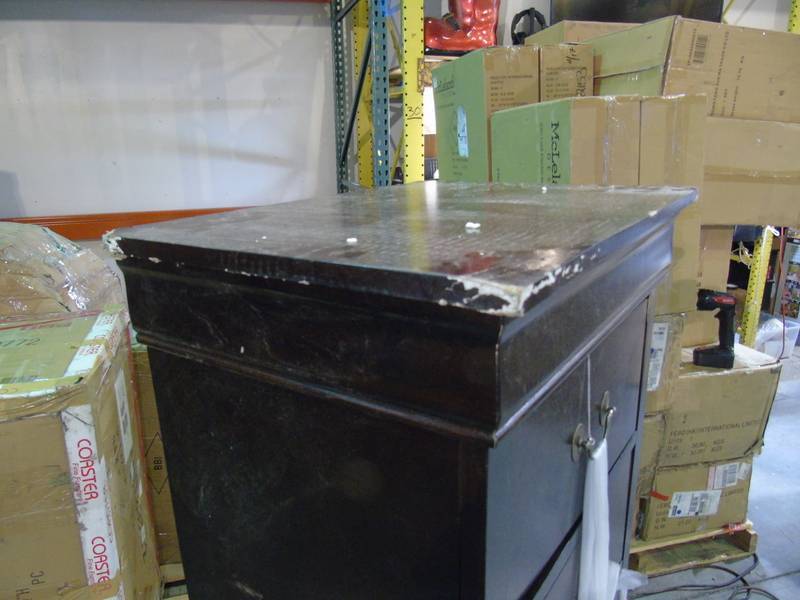lot 62 image: Louis Philippe Traditional Louis Philippe Lingerie Chest - Heavy Shipping Damage