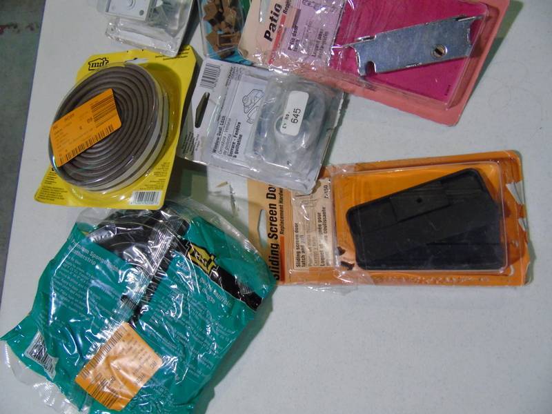 lot 126 image: Box of various Hardware