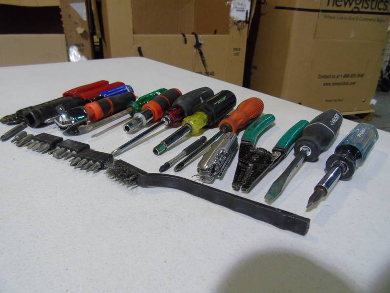 lot 146 image: Various Tools - Some of Them Used