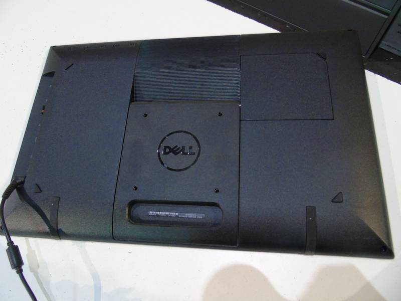 lot 169 image: Dell Inspiron 3043 All-in-One Touchscreen Desktop PC with Intel Pentium N3530 Processor, 4GB Memory, 19.5 Touch Display, 500GB Hard Drive - Used