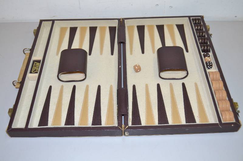 Aries Backgammon Set