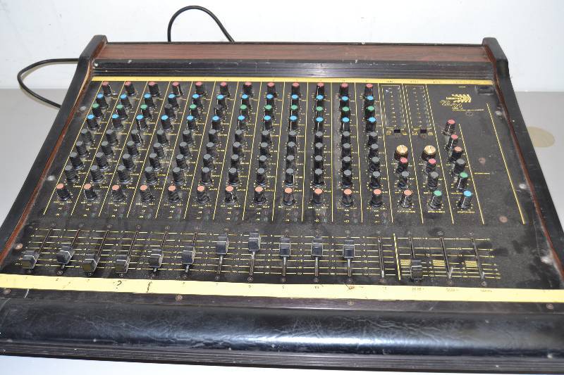 12 21 Professional Mixing Console