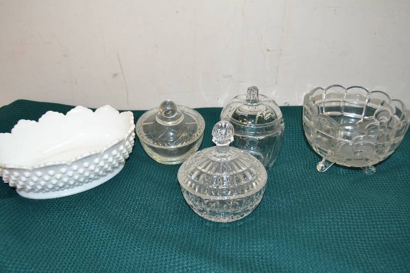 Candy dishes and Bowls