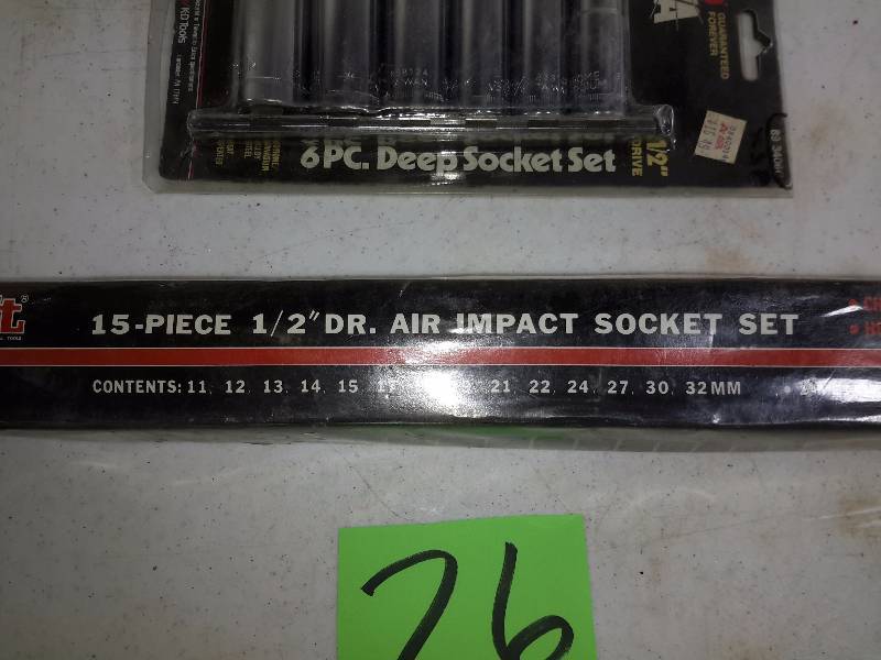 lot 26 image: 15piece 12 in Dr Air impact Socket set  6 pc Socket Set  12 in Drive