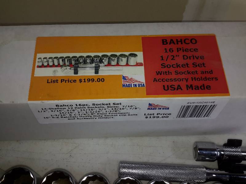 lot 28 image: BAHCO, 16 Piece, 12 in Drive, Socket set  and Accessory holder..