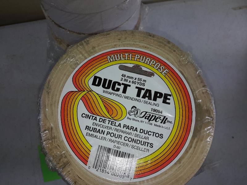 lot 38 image: 12 Rolls of Duct Tape