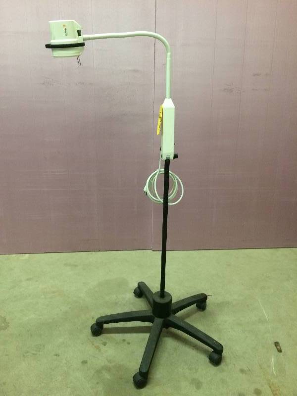 Retails USED $300 Waldmann Halux 50 FX Gooseneck Mobile Medical Or Dental Clinic Exam Light - Super Condition Great For the Garage Too