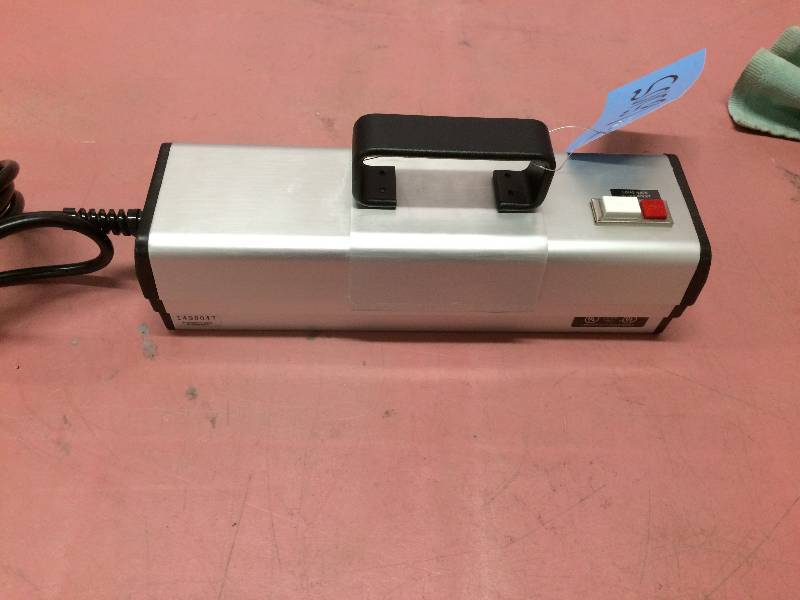 Retails Used $80 Spectroline EA-160 Long Wave Ultraviolet (Uses 365NM 6 watt Bulb) - Silver - Excellent Condition
