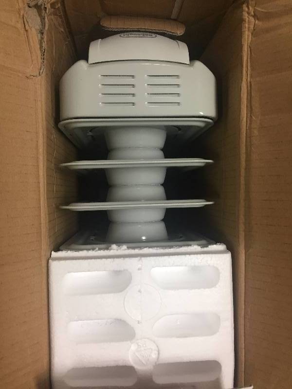 lot 42 image: Delonghi Radiant Heater