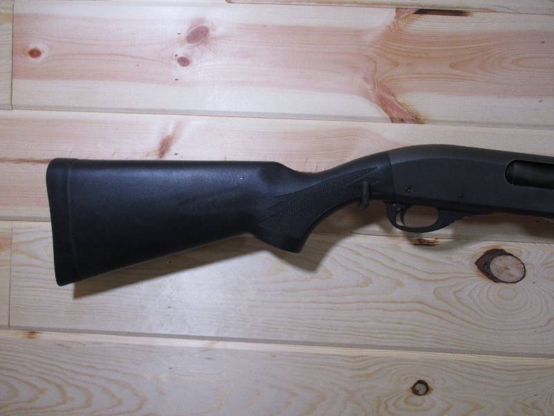 Remington 870 Magnum pump Shotgun