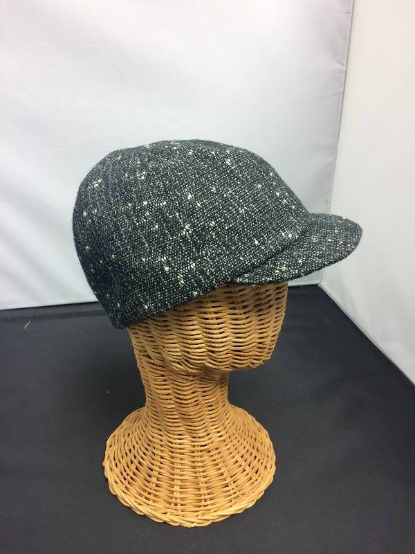 Womens Fashionable Winter Hat, Spotted, Grey