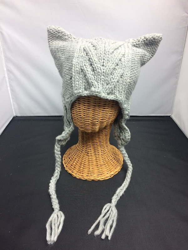 Knit Patterned Womens Fashionable Kitty Ski Hat w Ear Flaps, light grey