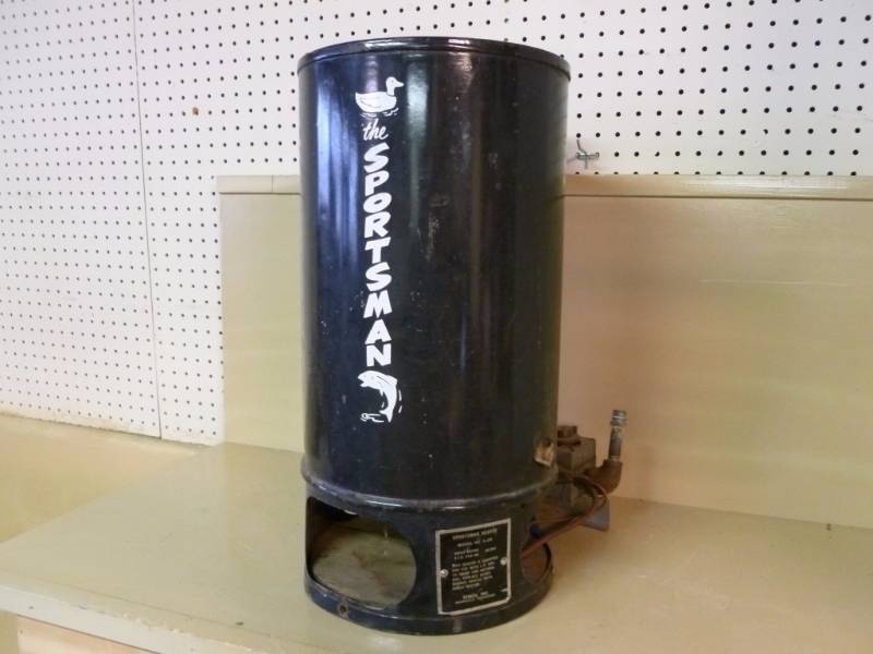 lot 32 image: Heater