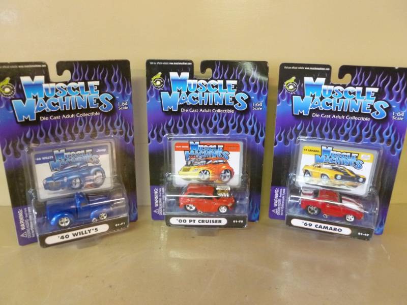 lot 48 image: Die Cast Metal Cars