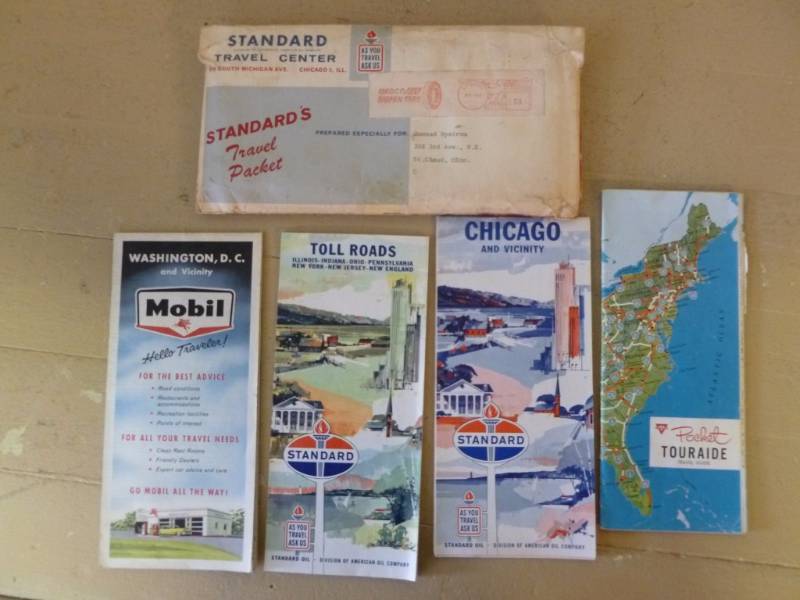lot 52 image: Vintage Road Maps
