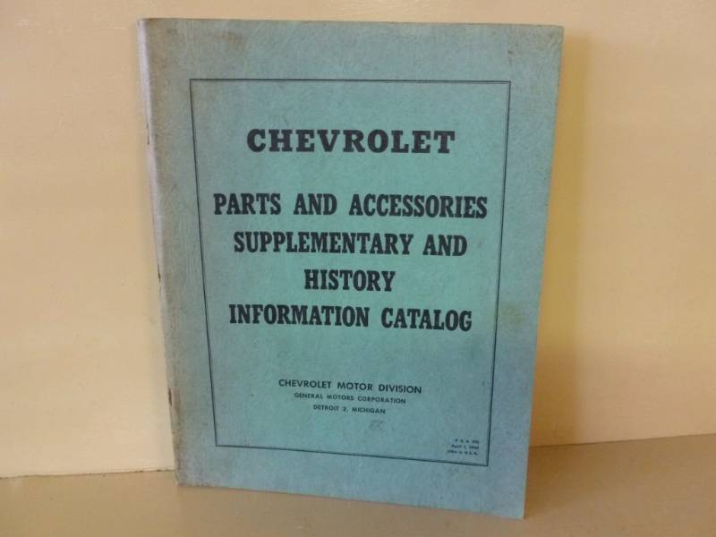 lot 63 image: Vintage Auto Manual