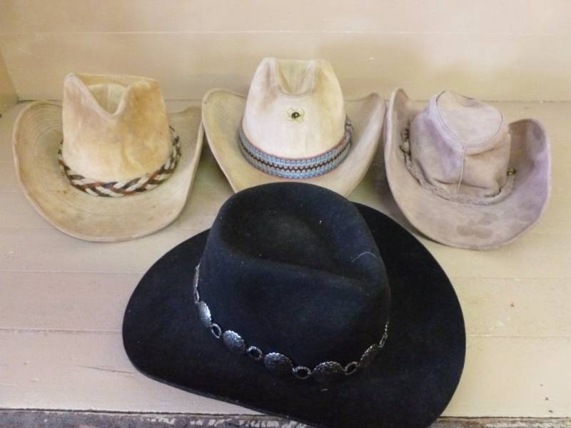 lot 88 image: Cowboy Hats