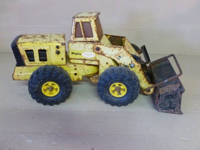 lot 153 image: Tonka Loader