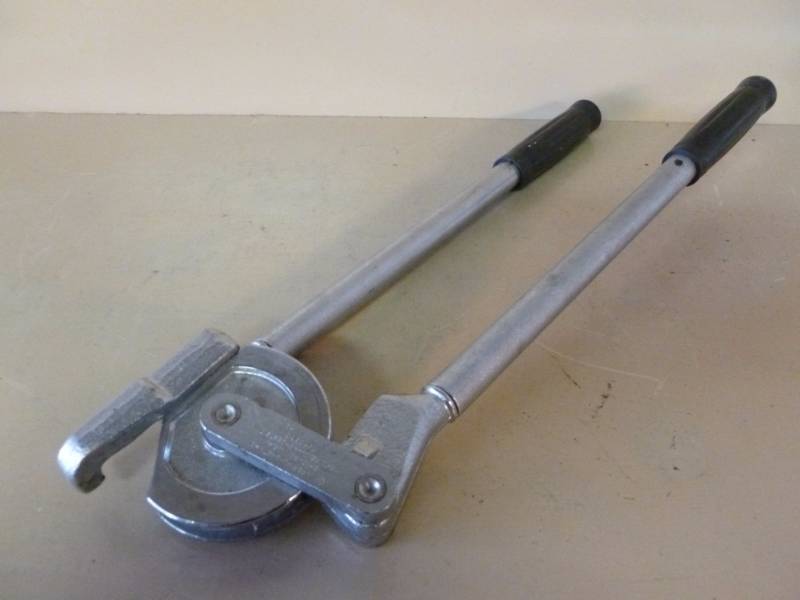 lot 160 image: Specialty Tool