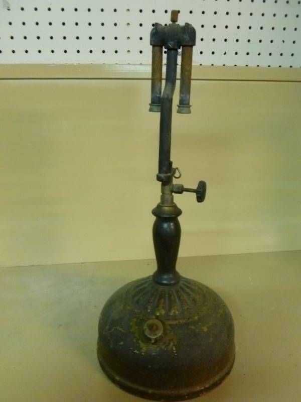 lot 216 image: Antique Lantern