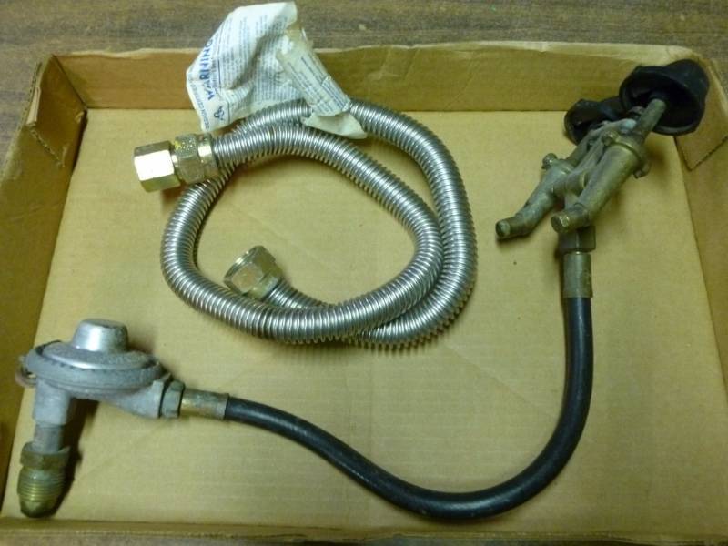 lot 222 image: Gas Regulator