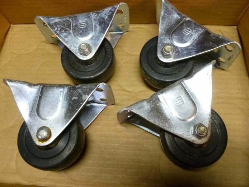 lot 225 image: Caster Wheels