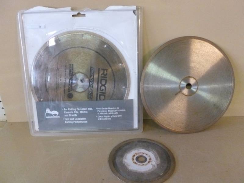 lot 255 image: Diamond Tile Blades