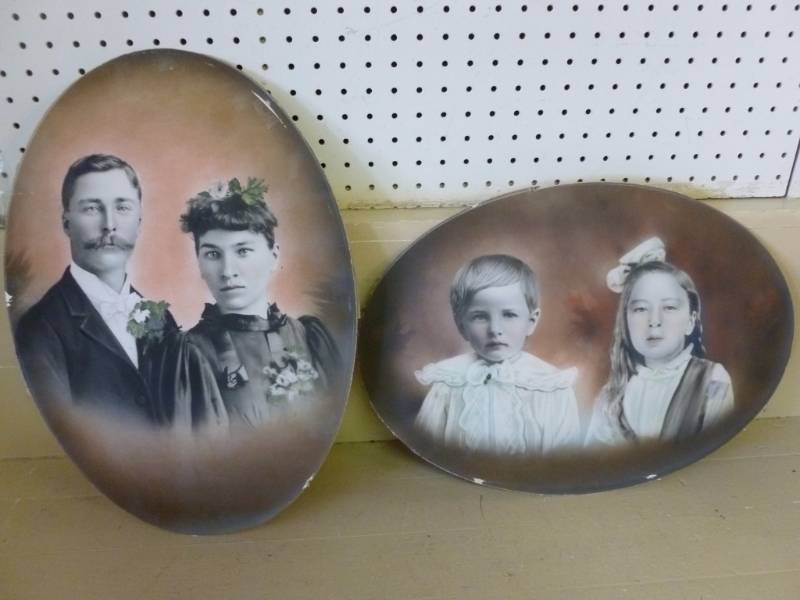 lot 262 image: Antique Wall Photographs