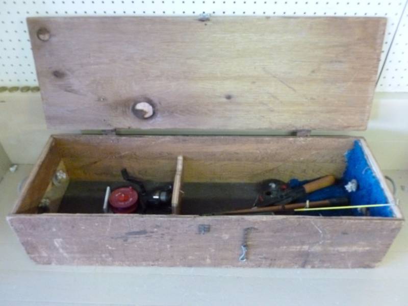 lot 287 image: Fishing