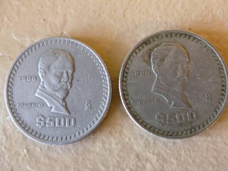 lot 319 image: Collector Coins