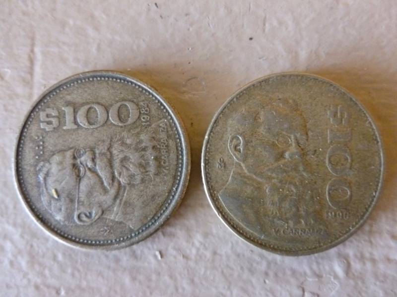 lot 322 image: Collector Coins