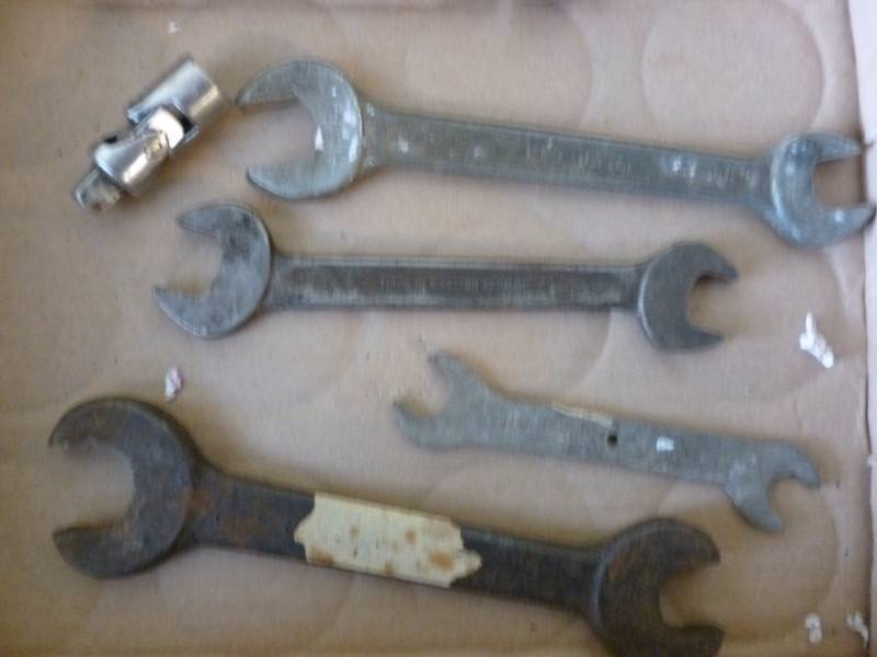 lot 351 image: Tools