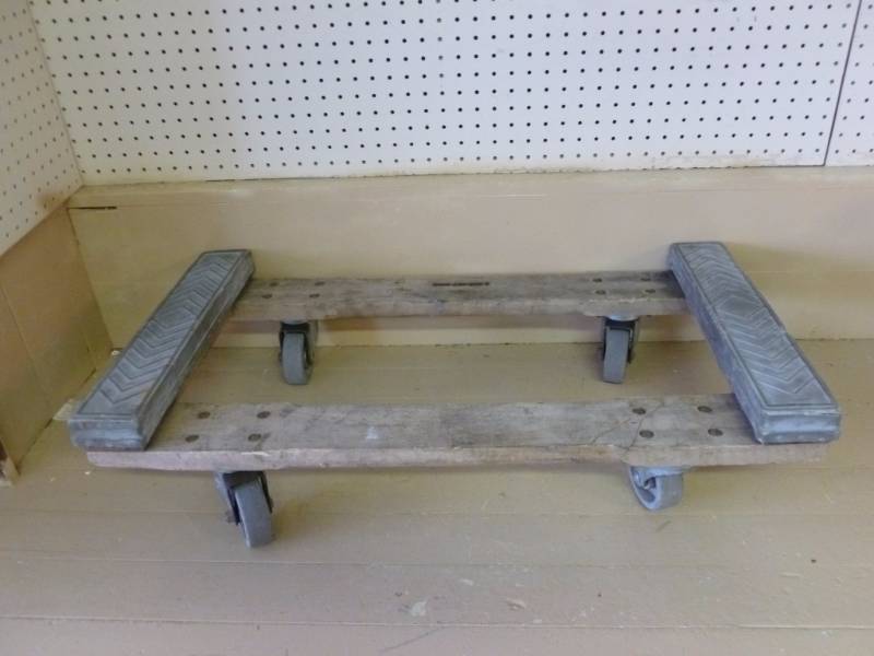 lot 363 image: Appliance Dolly