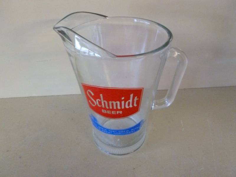 lot 370 image: Vintage Schmidt Beer