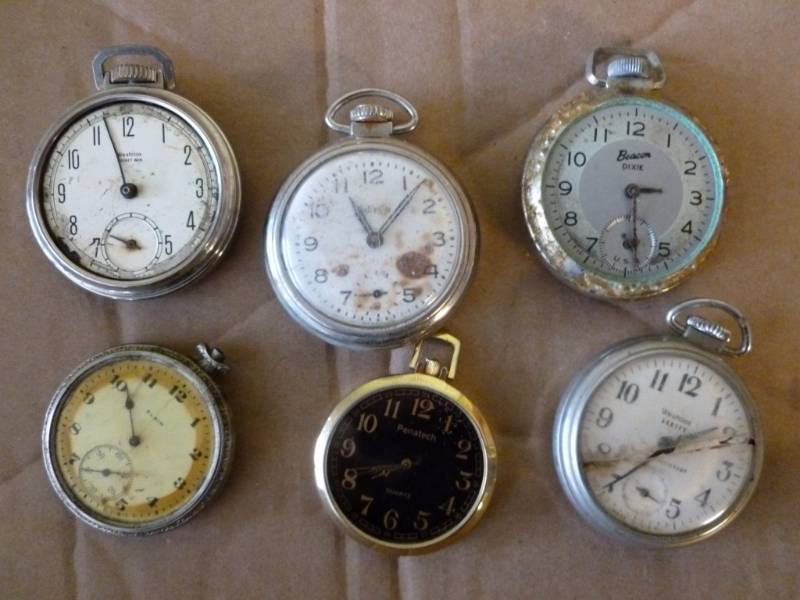 lot 378 image: Vintage Pocket Watches