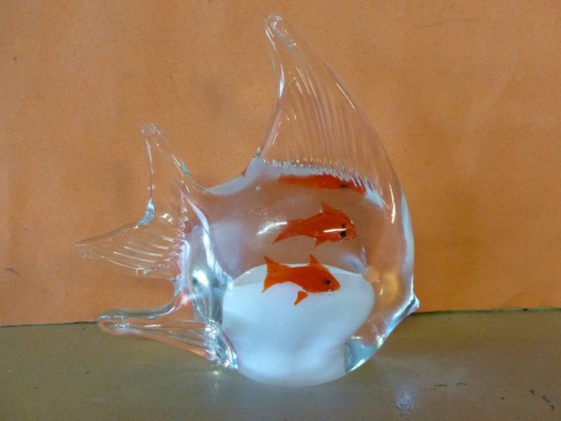 lot 389 image: Paper Weight