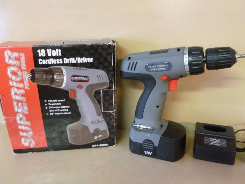 lot 416 image: Cordless Drill