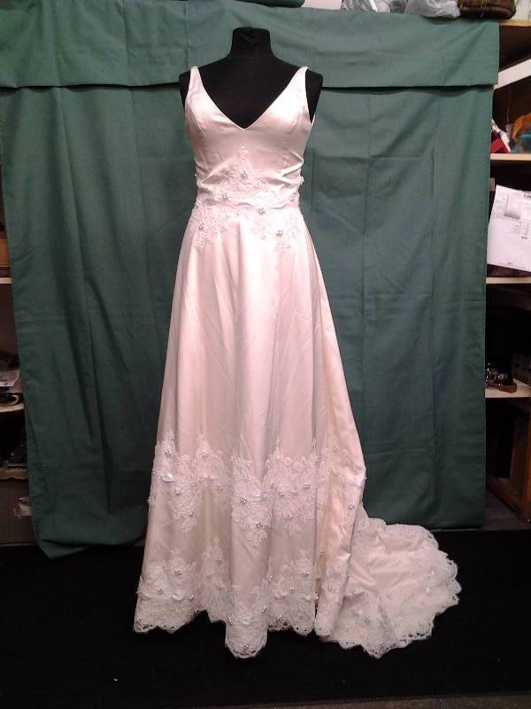 No Ordinary Bride Style 802 Size 12