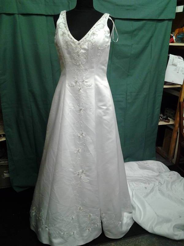 Eden Bridal Size 12