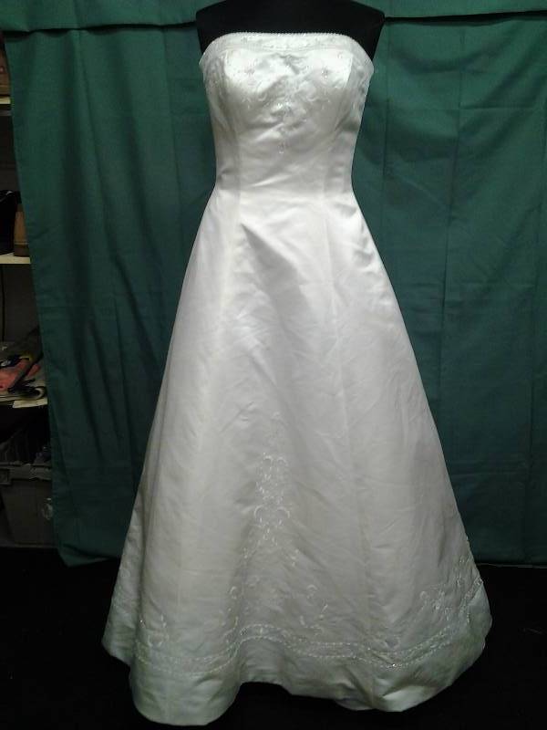 Eden Bridals Size 14