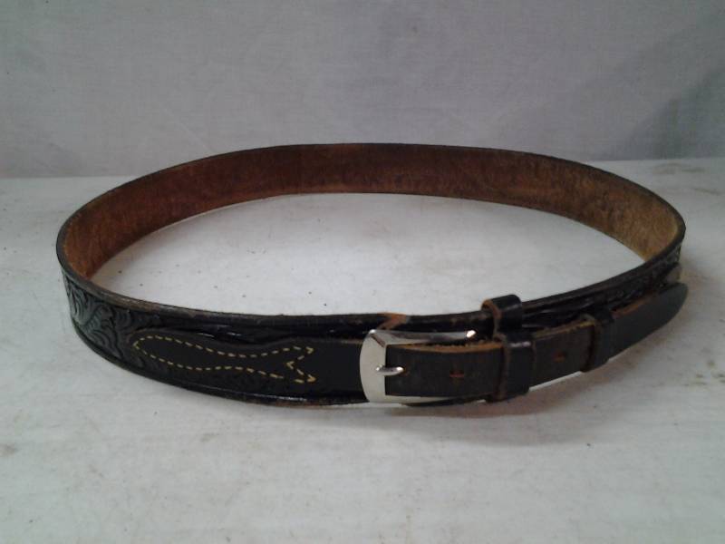 Justin Leather Belt (Approx Size 34)