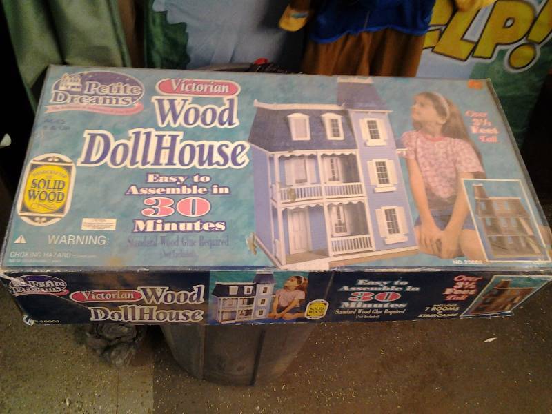 Victorian Solid Wood Doll House Kit