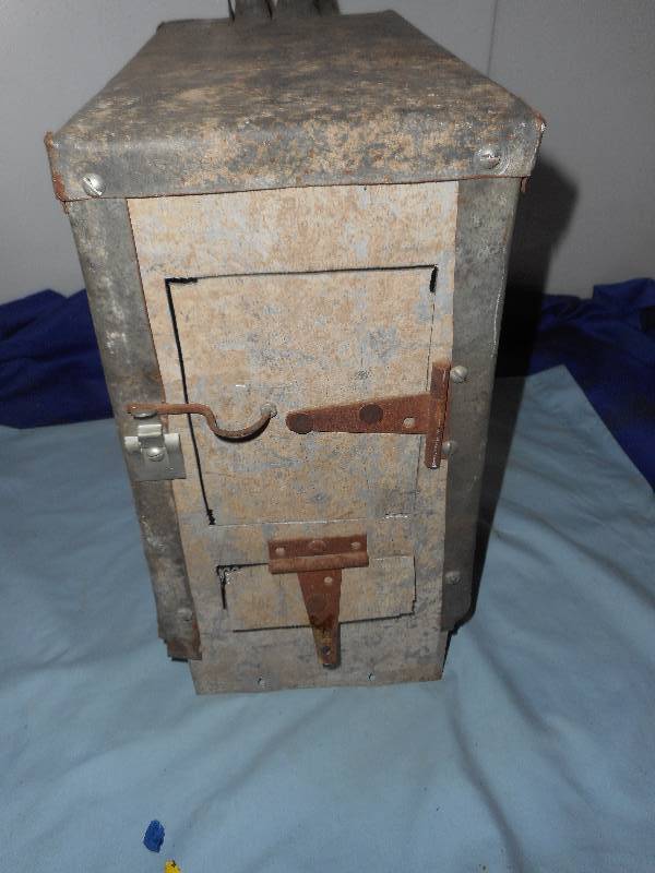 HOMEMADE FISH HOUSE STOVE A LITTLE BIT OF EVERYTHING KBID