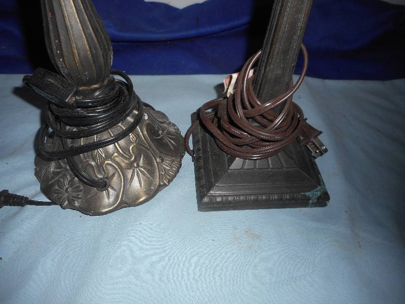 2 ANTIQUE LOOKING LAMPS