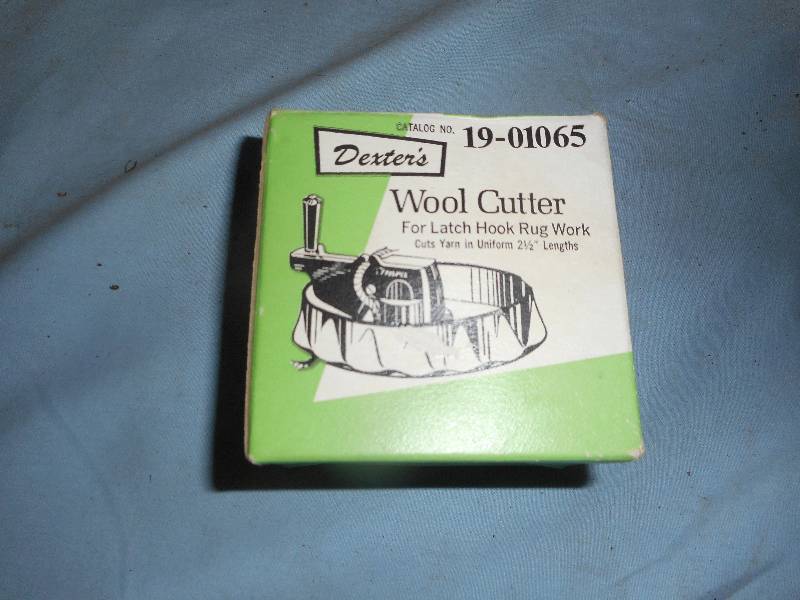 VINTAGE WOOL CUTTER