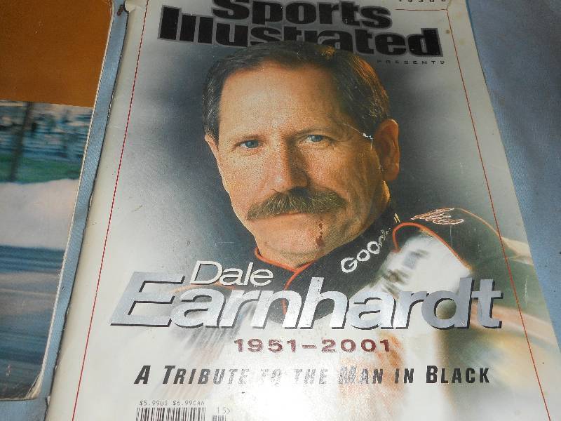 2 COLLECTIBLE RACING MAGAZINE
