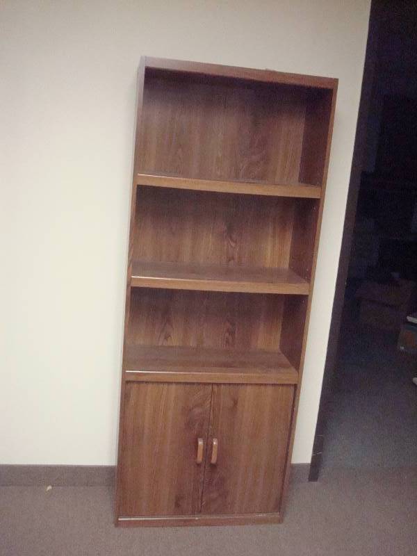 lot 16 image: Book Shelf, Not Wood, Good Condition