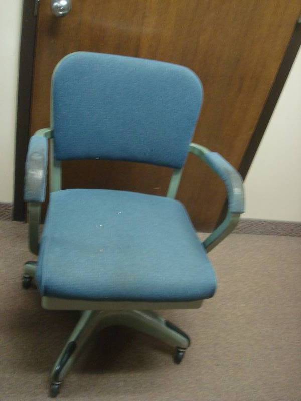 lot 20 image: Blue Roller Office Chair, Shows Wear, Arm Rests
