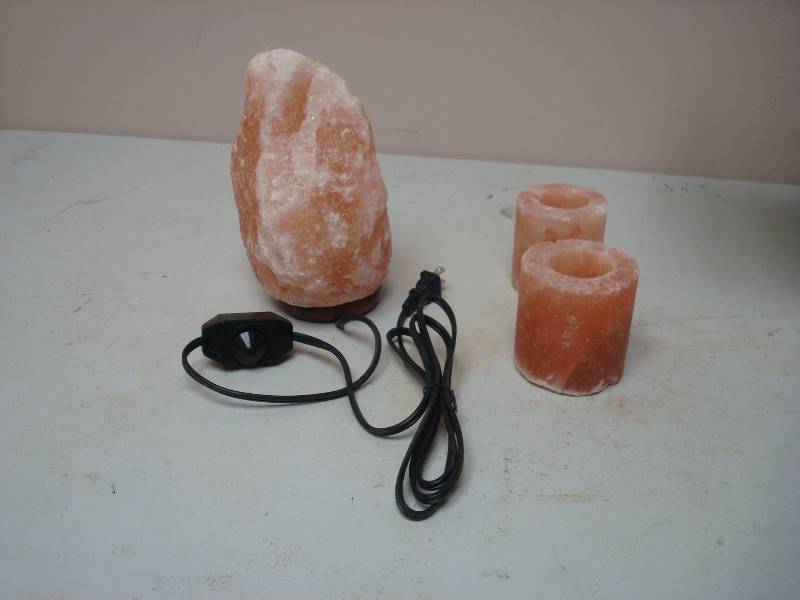 lot 26 image: Crystal Rock Stone Lamp And Candle Holder, Never Used