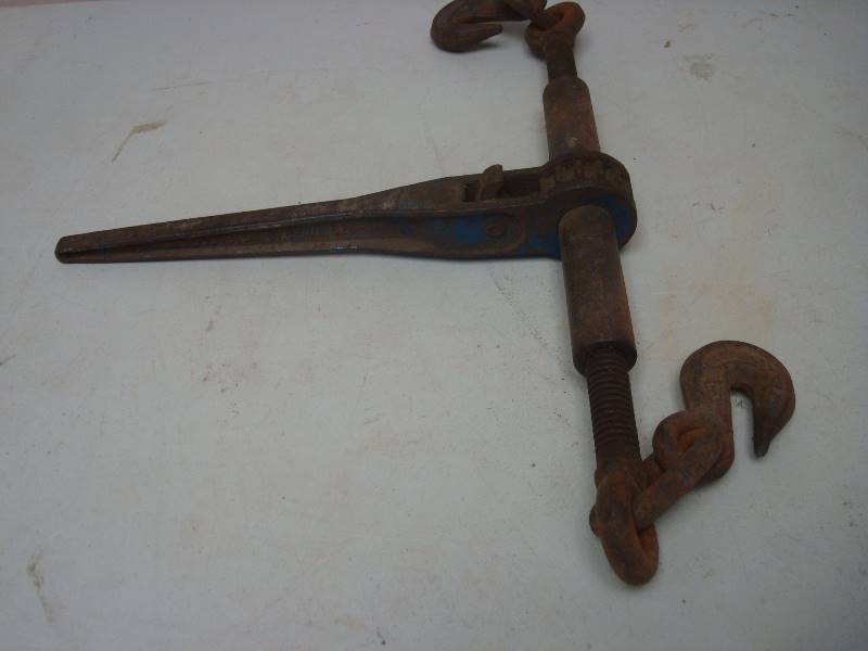 lot 48 image: Vintage Peerless Chain Load Binder Ratchet, Used, Shows Wear